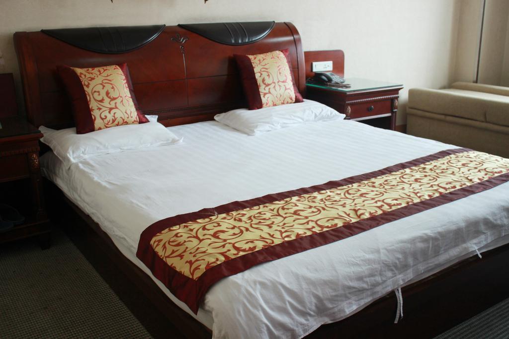 Taizhou Taishan Business Hotel Oda fotoğraf